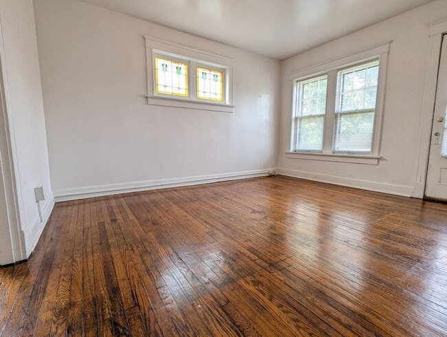 Building Photo - 2152-2154 Geyer
