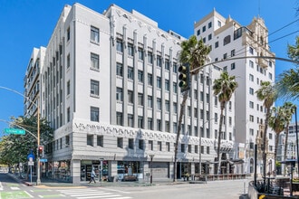 Building Photo - 140 Linden Ave