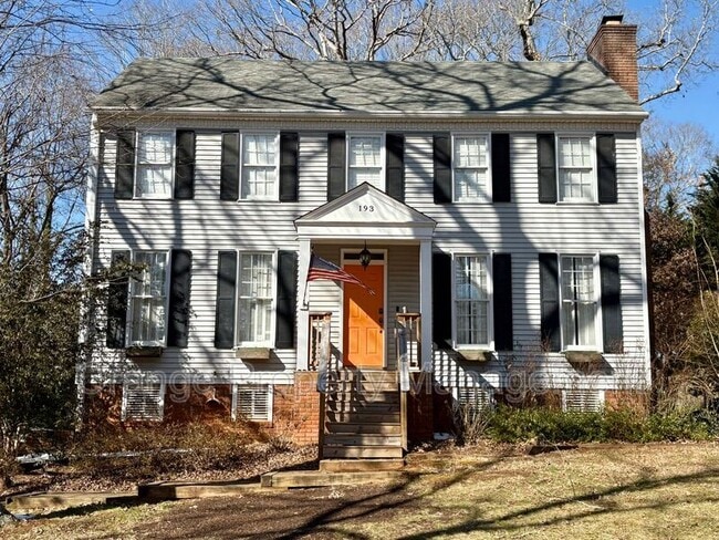 Building Photo - 193 Heather Dr