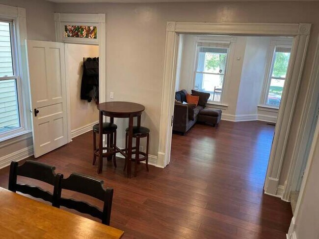 Foto del edificio - 214 N 17th St