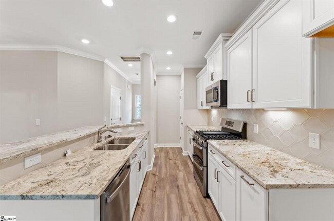 Foto del edificio - 327 Nettle Ln