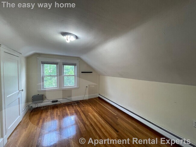 Foto del edificio - EAST Arlington Studio - All Utilities Incl...