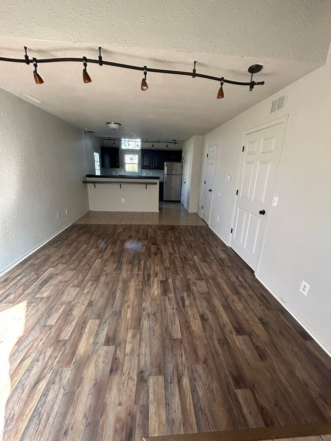Foto del edificio - 1326 Lofton Way