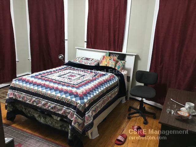 Foto del edificio - 1298 Cambridge St