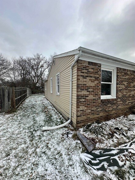 Foto del edificio - 748 S 24th St