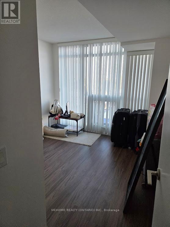 Building Photo - 121 McMahon Dr