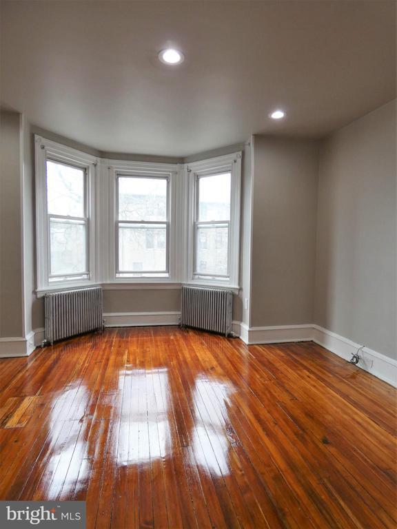Foto del edificio - 542 E Woodlawn St