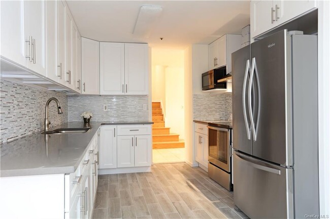 Foto del edificio - 55 Boulder Ridge Rd