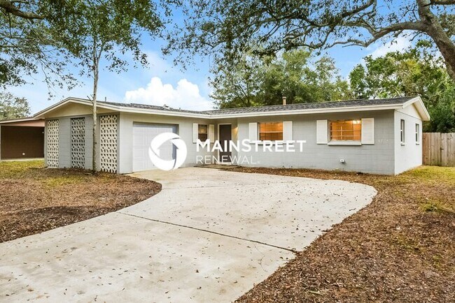 Foto del edificio - 3 Bedroom Pet-Friendly Home in Cocoa, FL with Main Street Renewal