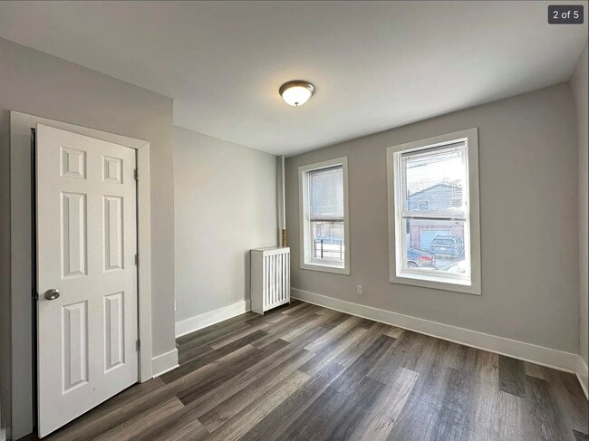 Building Photo - 66 Wallis Ave