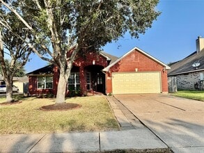 Building Photo - 2604 Hidden Creek Dr