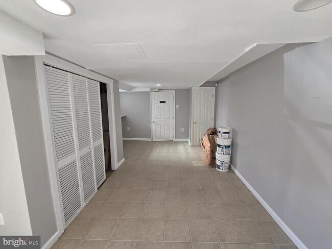 Foto del edificio - 5901 Colgate St