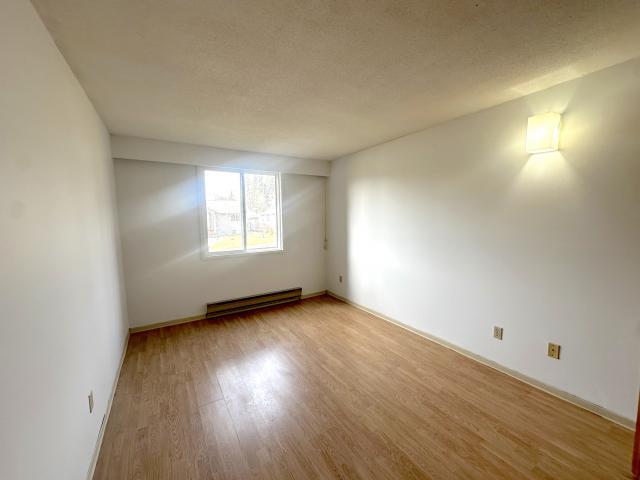 Photo du bâtiment - 1 bedroom in Quesnel BC V2J 2T5