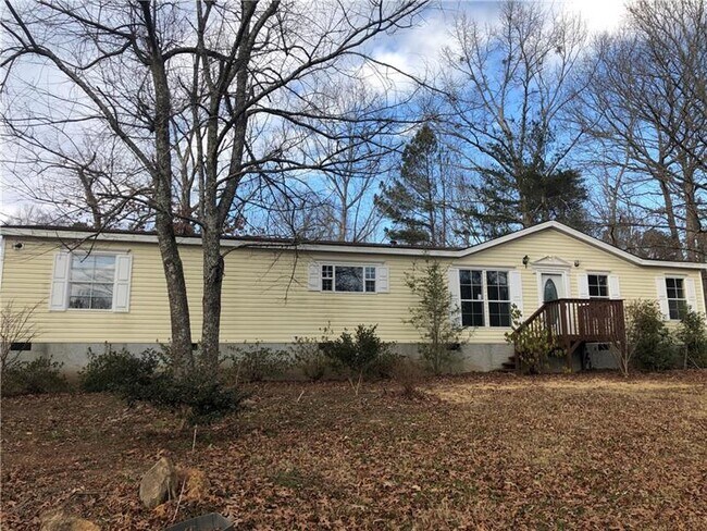 Building Photo - 140 Coltrane Rd