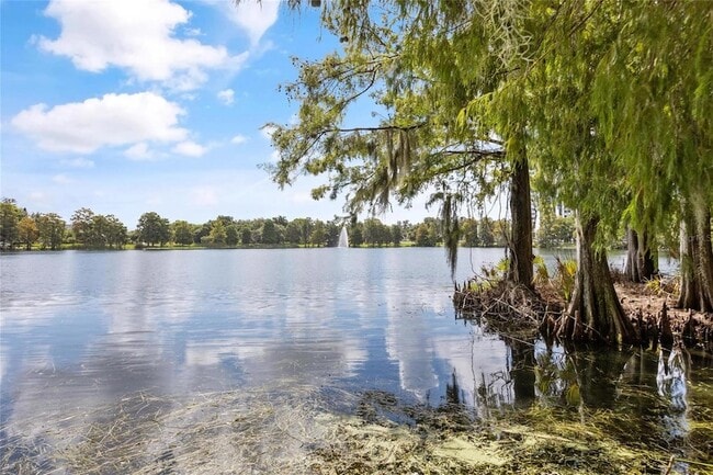 Building Photo - 758 Highland Ave