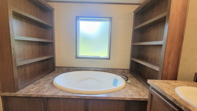 Building Photo - 87 W Arizona