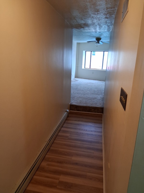 Foto del edificio - 615 Duss Ave