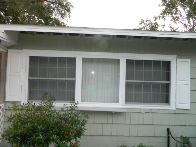 Building Photo - Take a look today before it is gone!