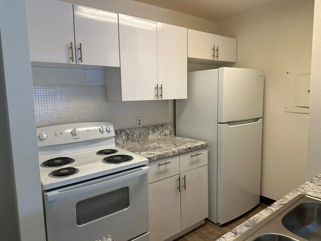Building Photo - 3816 Breakwater Way
