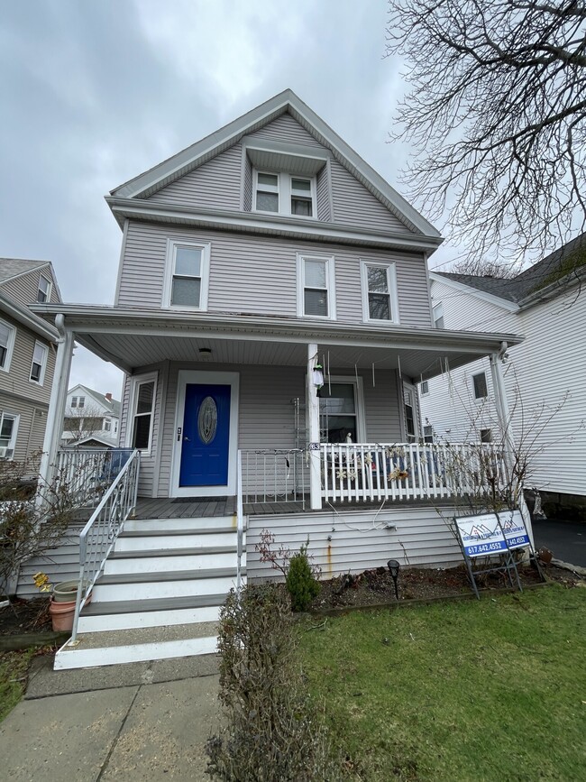 Building Photo - 63 Fairbanks St