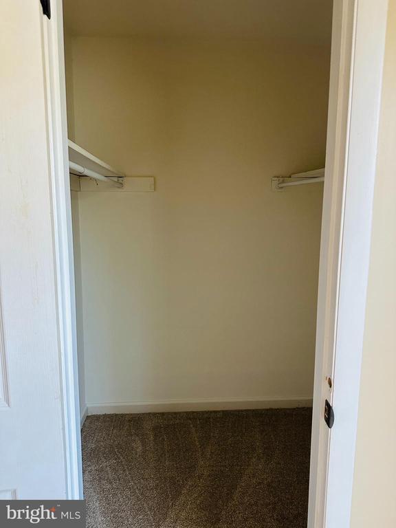Building Photo - 4 Scotch Pine Dr