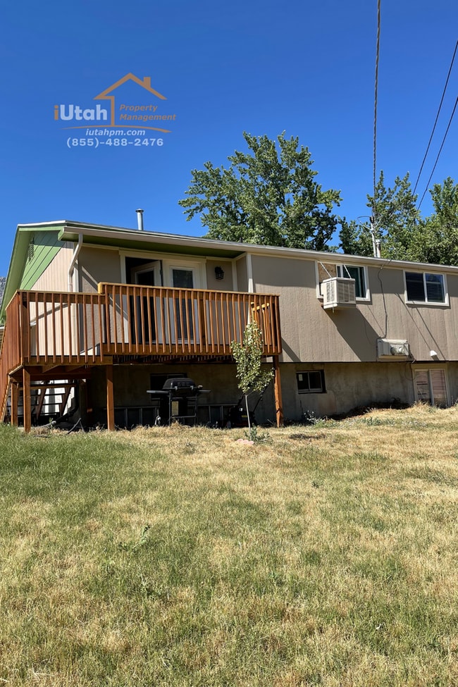 Building Photo - 485/483 E 2800 N