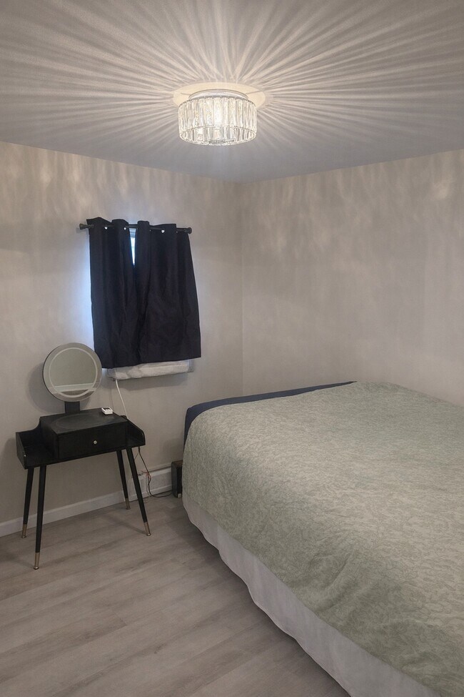 Foto del edificio - 4 Brenda Ln