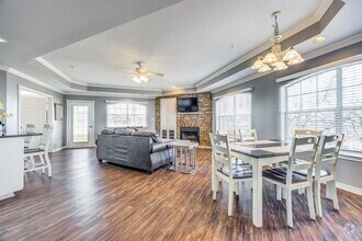 Building Photo - 290 Tanglewood Cir