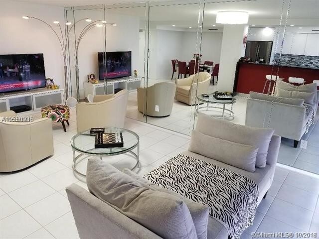 Foto del edificio - 18011  Biscayne Blvd  1701