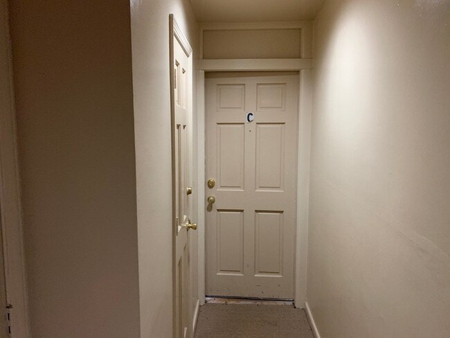 Building Photo - 303 Park Ave