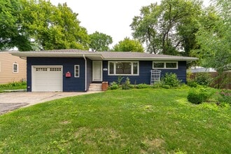 Building Photo - 1012 Letnes Dr