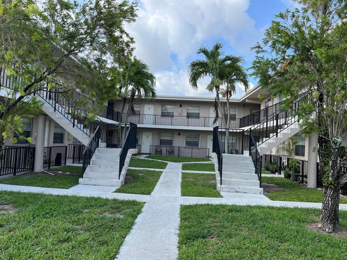 1210 Old Boynton Road Unit 103, Boynton Beach, FL 33426 Condo for