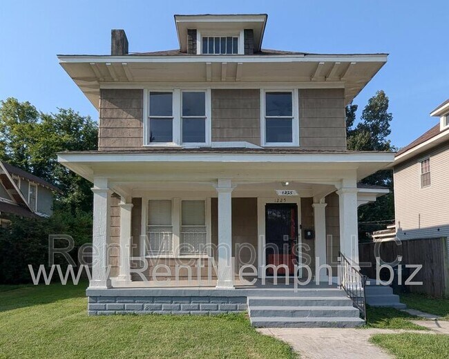 Building Photo - 1225 Faxon Ave