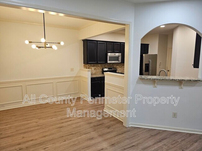 Foto del edificio - 6390 Elmshorn Way