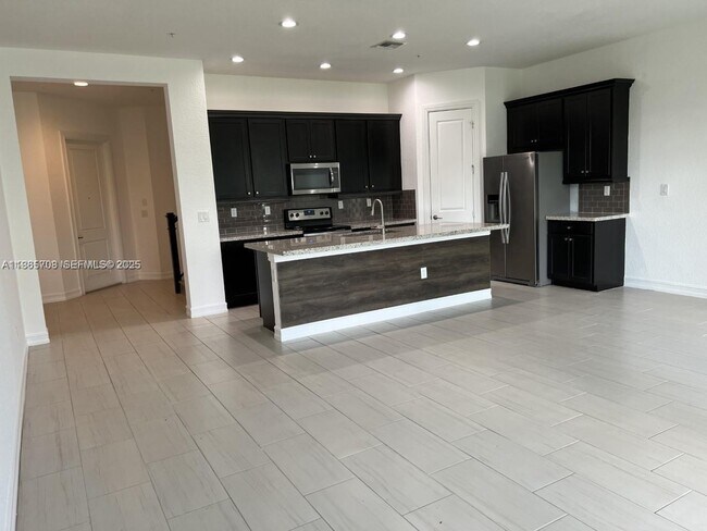 Foto del edificio - 11539 SW 13th Dr