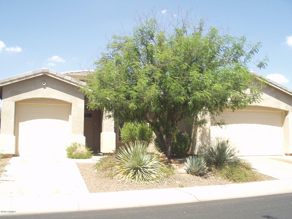 40606 N Union Trail, New River, AZ 85086 House for Rent in New River