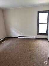 Building Photo - 311 N Van Buren St