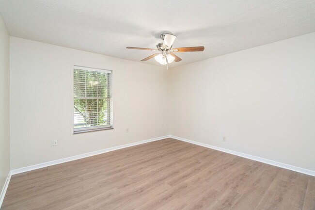 Building Photo - 4808 Cannon Ridge Dr