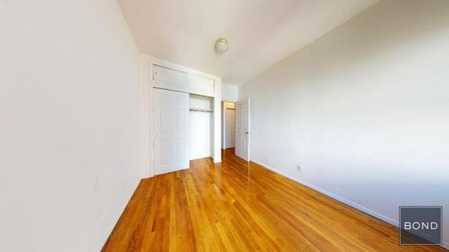Building Photo - 3 bedroom in Manhattan NY 10003