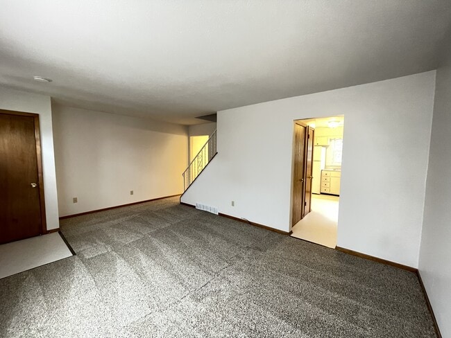 Living Room - 4156 Woodbine Ter