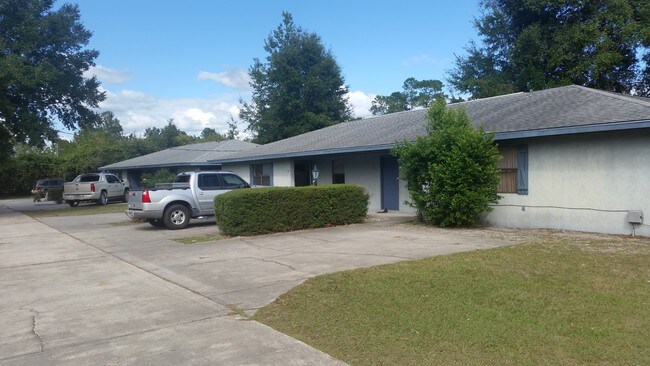 Foto del edificio - 3757 NW Huntsboro St