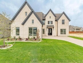 Building Photo - 2414 Seth Dr
