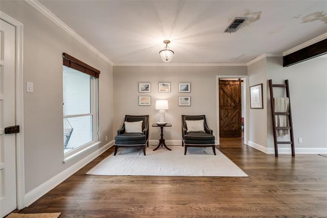 Building Photo - 3808 Shorecrest Dr
