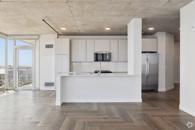 2 habitaciones, 2 baños - 1771 pies cuadrados - Cocina - The Lakeview Residences at 333