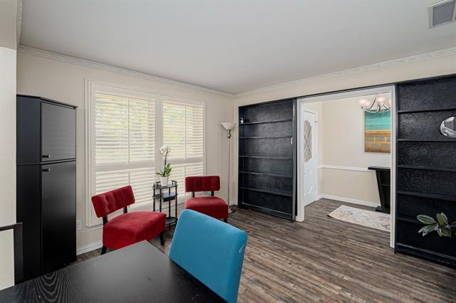 Foto del edificio - 4015 Kerr Ct