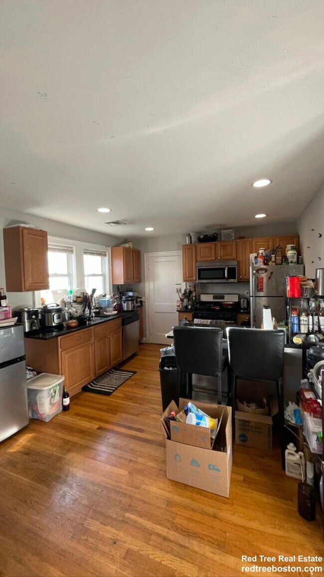 Foto del edificio - 4 Iroquois St