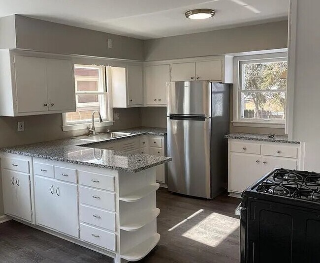 Foto del edificio - 5251 N 83rd St