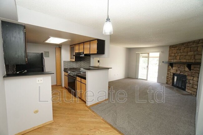 Building Photo - 4400 S Quebec St
