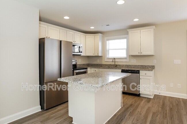 Foto del edificio - 310 Beaumont Cir