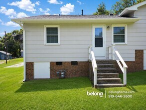 Building Photo - 1419 Ardmore Dr